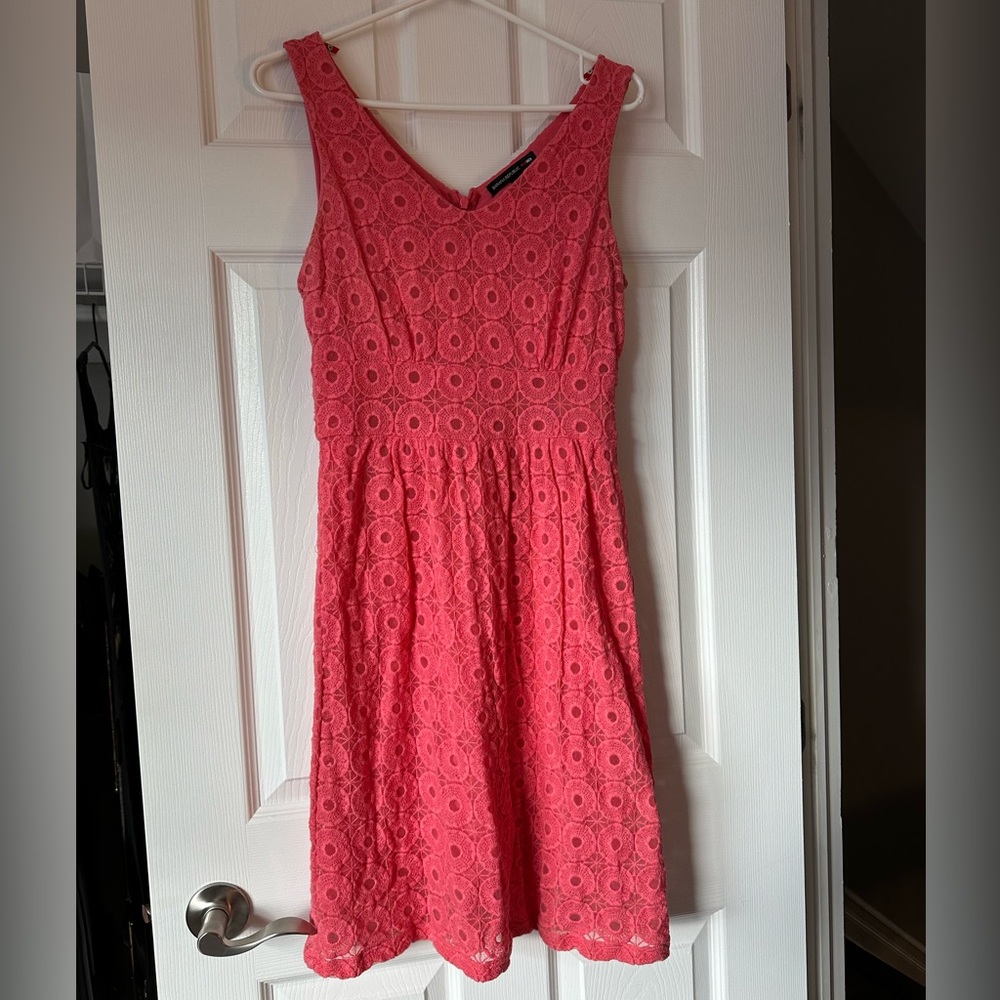 Banana Republic Mad Men Coral Pink Fully Lined Eyelet Mini Dress